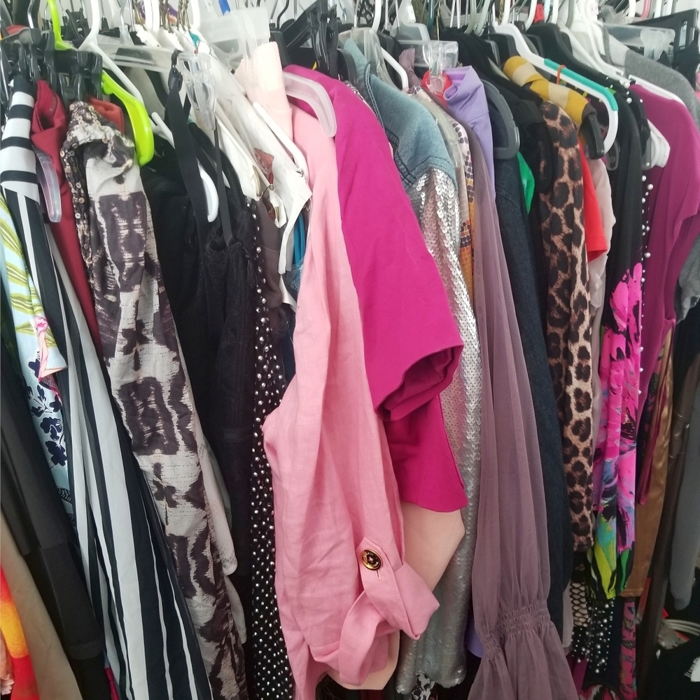 Assorted Clothing Collection - Picture 3 of 10